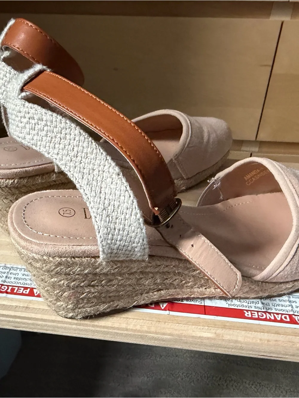 Dream Pairs soft pinkish